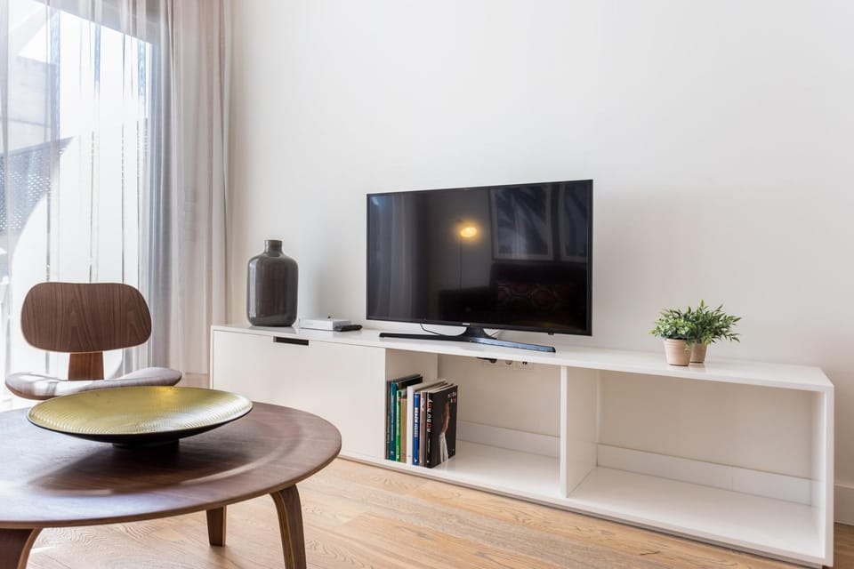 Communal lounge/ TV room, Living room