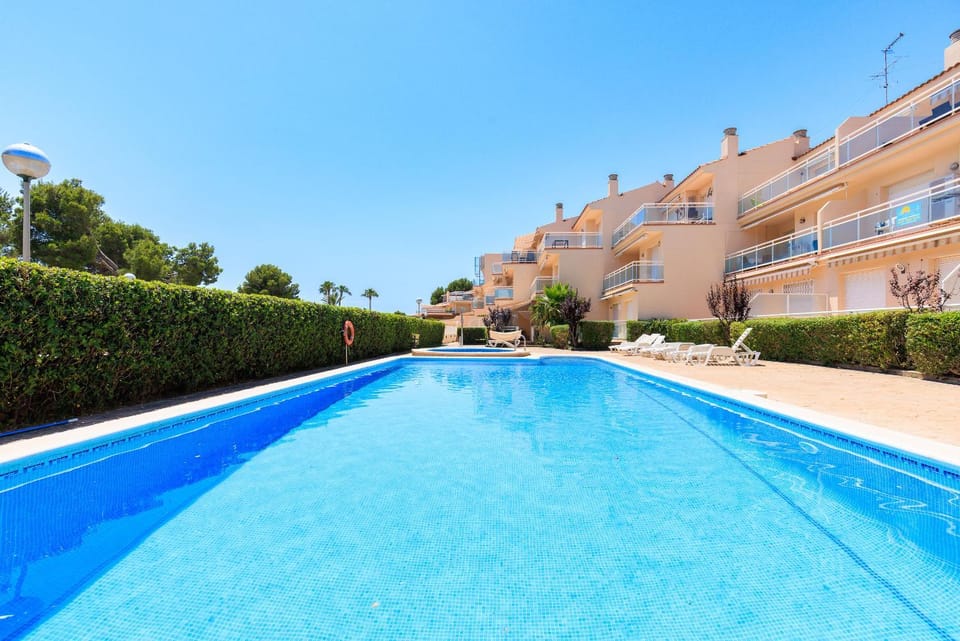 UHC Arco del Sol Family Complex Apartment in Baix Camp