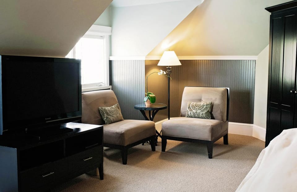 1801 First Luxury Inn Bed and Breakfast in Napa Valley