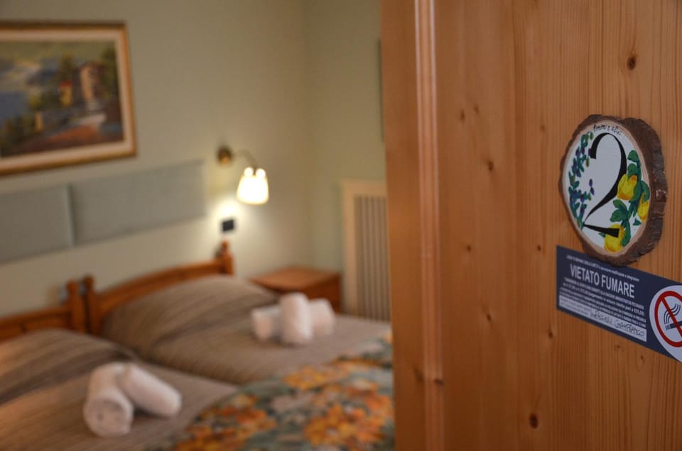 Affittacamere Porticciolo Bed and Breakfast in Peschiera del Garda