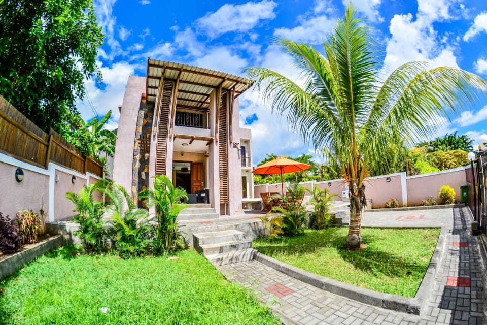 Patio, Garden, Balcony/Terrace