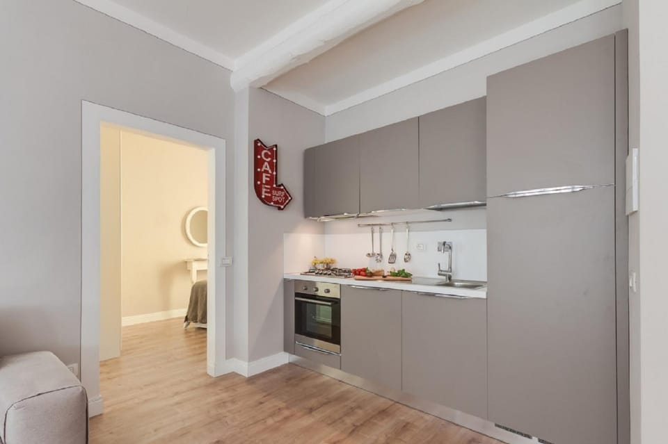 Kitchen or kitchenette, pet friendly, stove