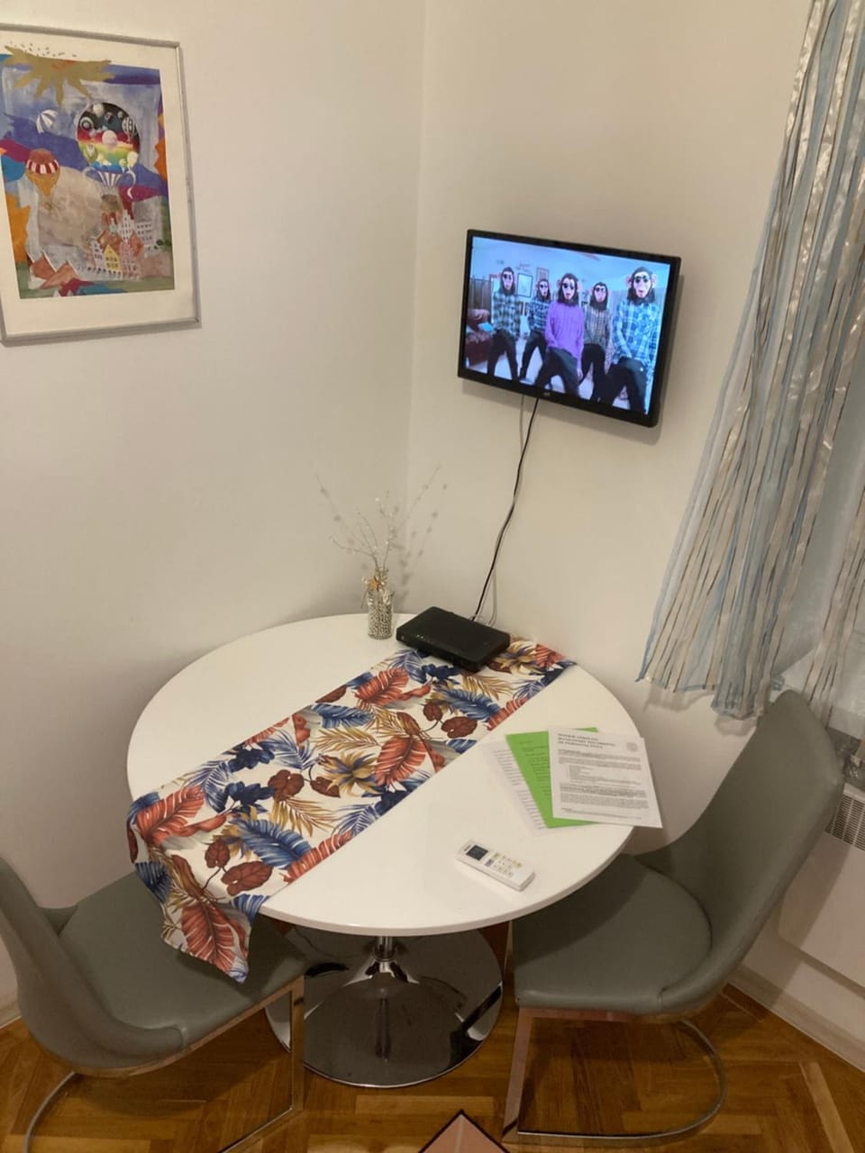 Dining area, hair dresser