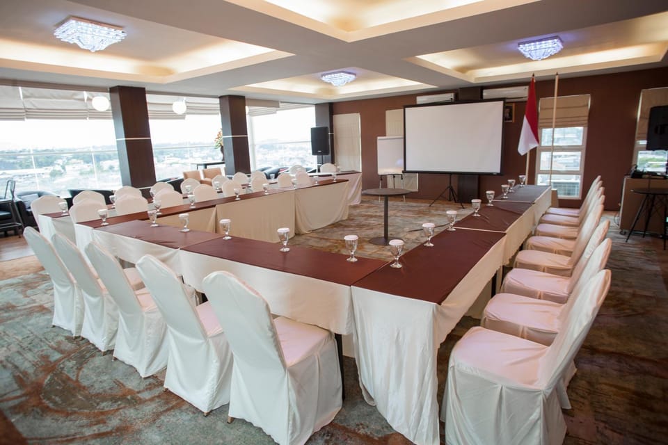 Business facilities, Banquet/Function facilities, Meeting/conference room