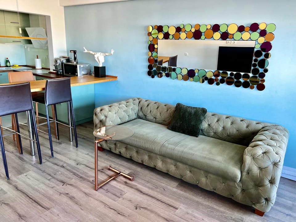 Communal lounge/ TV room, Seating area