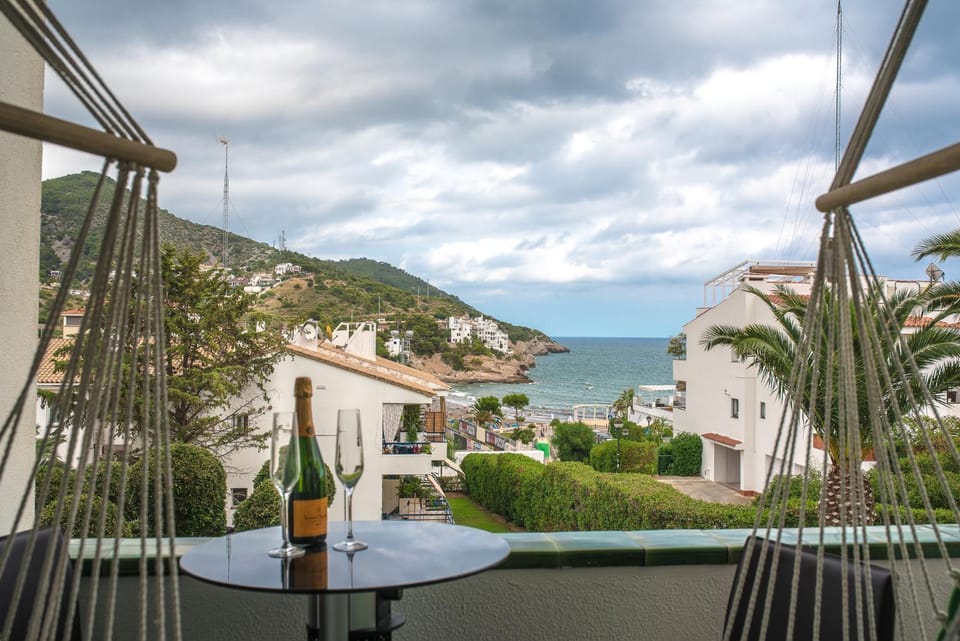 Balcony/Terrace, Mountain view, Sea view