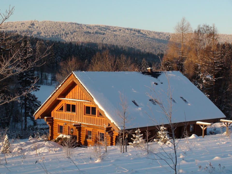 Property building, Winter, Garden view, Mountain view, Location, Sunrise