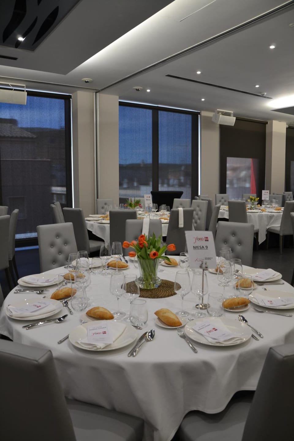 Restaurant/places to eat, Banquet/Function facilities