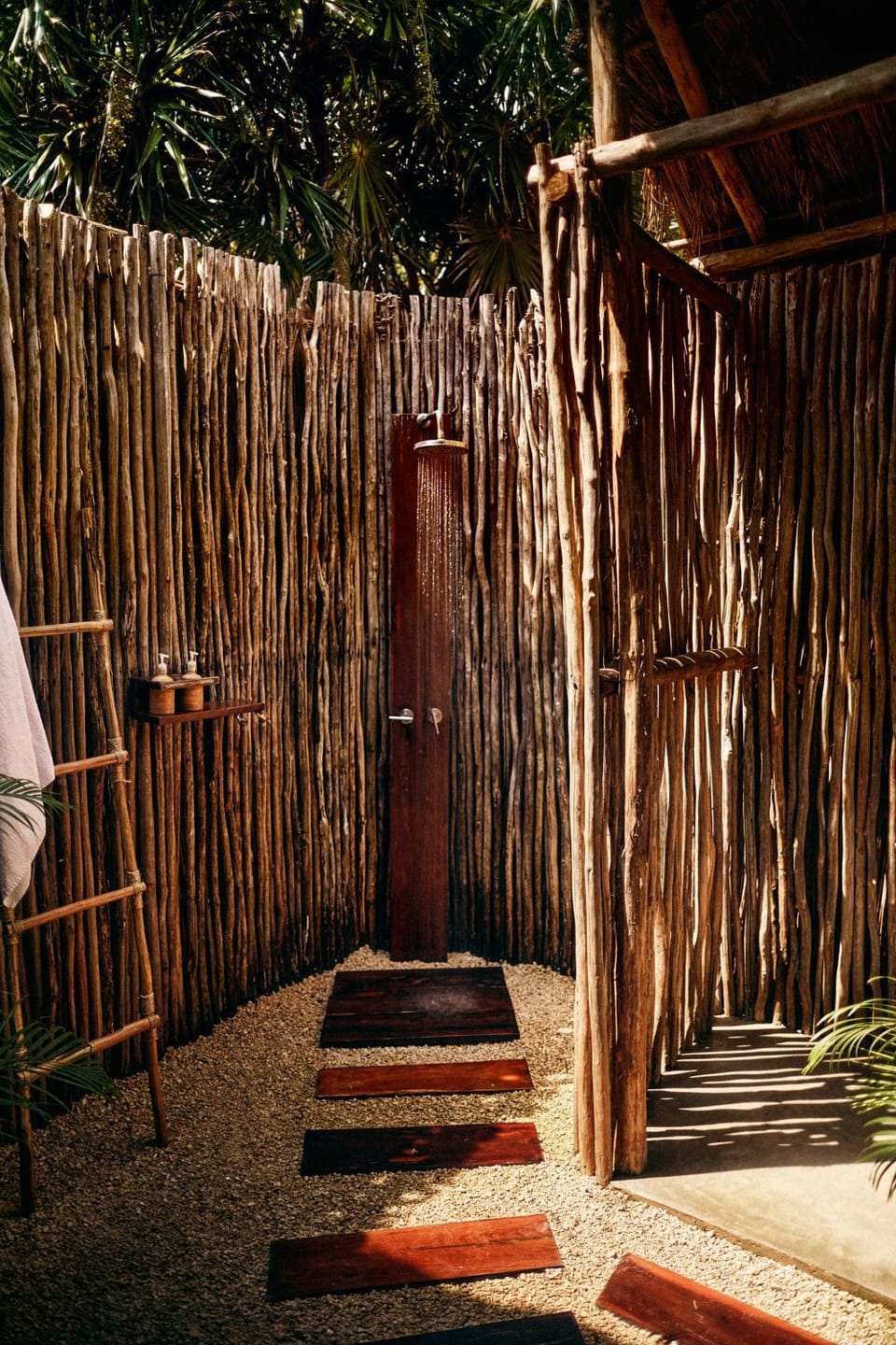 Shower, Toilet