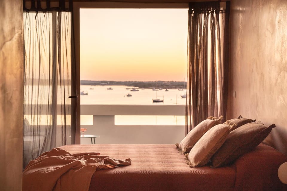 Bed, Balcony/Terrace, Bedroom, Sea view, Sunset