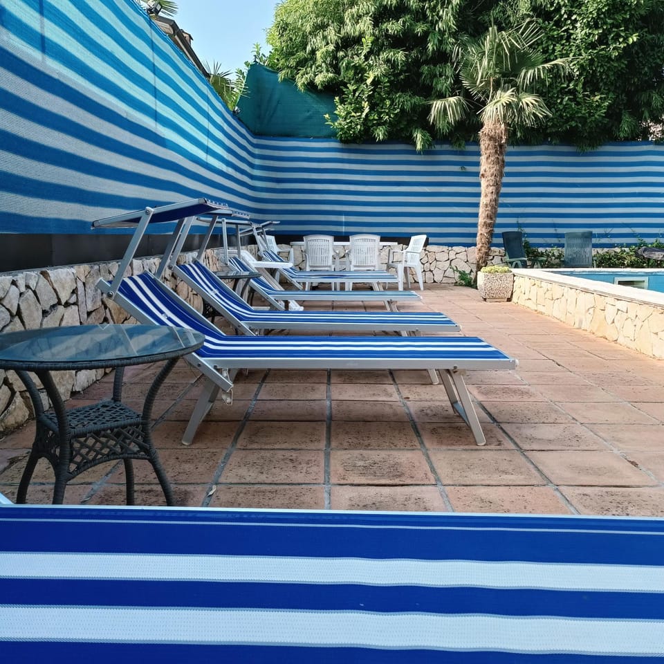 Pool view, Swimming pool