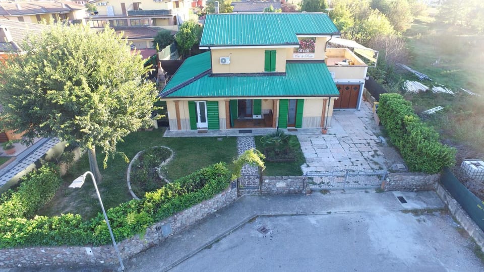 Property building, Bird's eye view