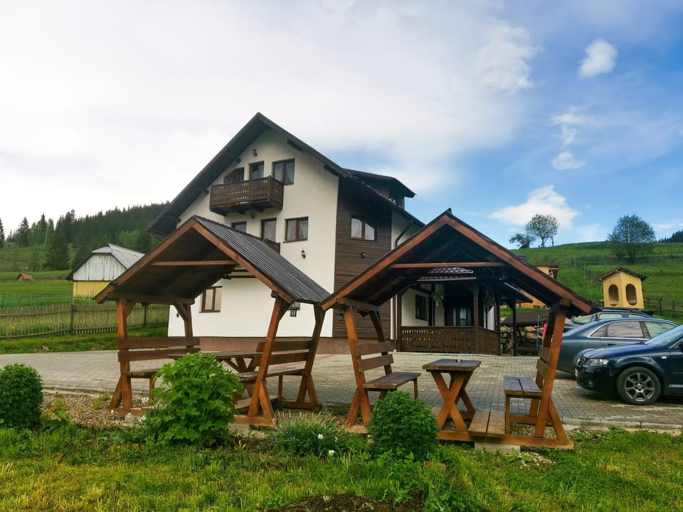Property building, Garden