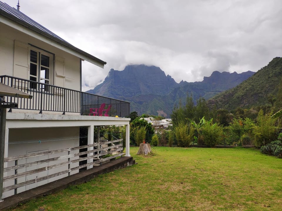 Garden, Garden view, Mountain view