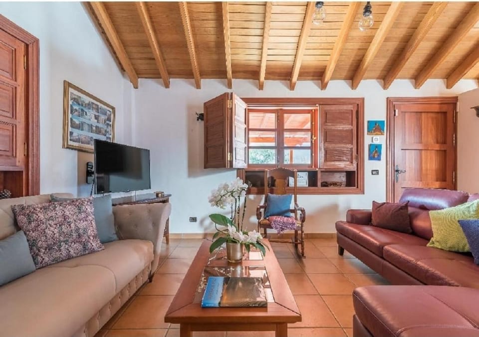 Casa Agustín Pool 27 ºC House in Comarca Sur