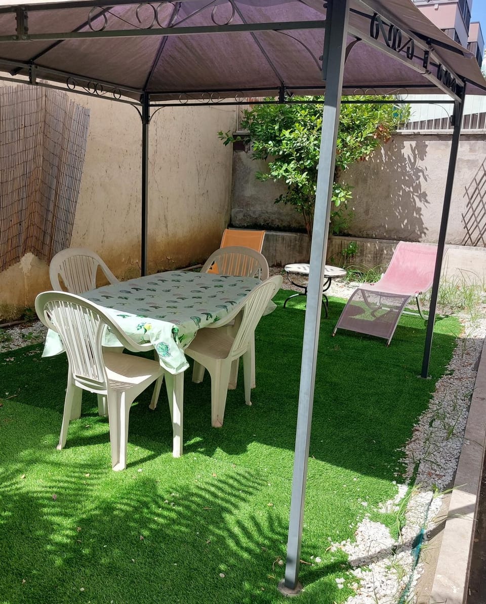 Garden, Solarium