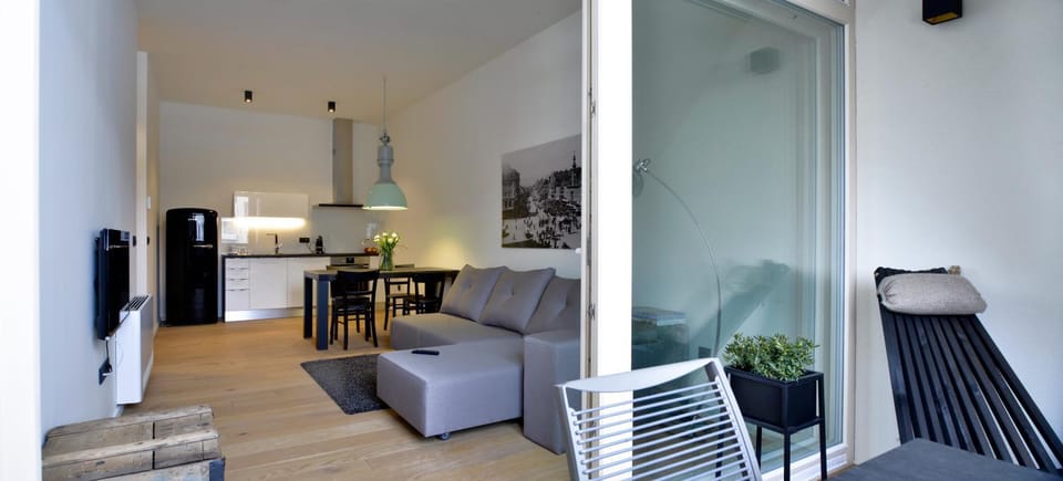 Kitchen or kitchenette, Living room, Dining area, pet friendly