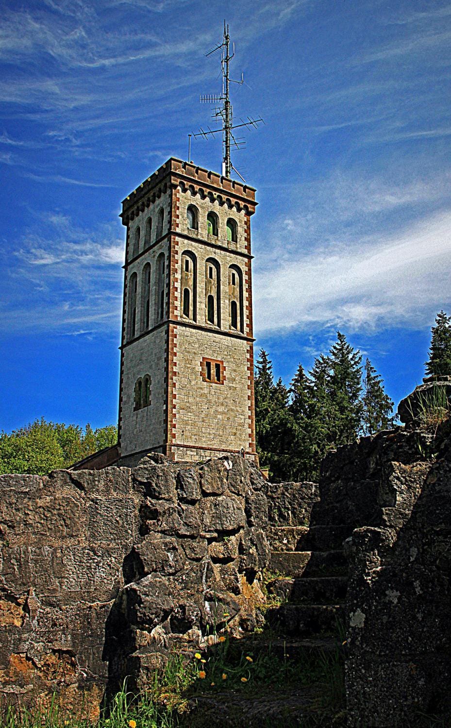 Nearby landmark