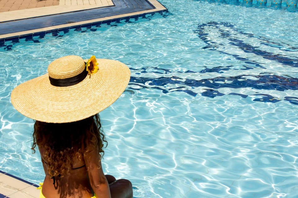 Swimming pool, Swimming pool