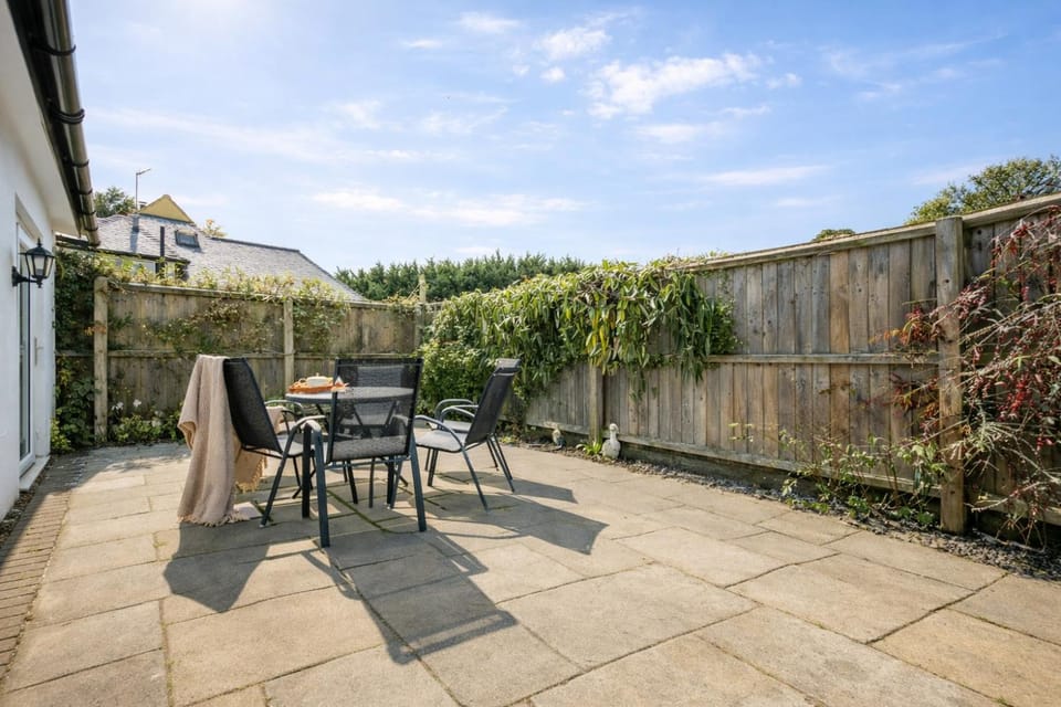 Greenacres House in Suffolk Coastal District