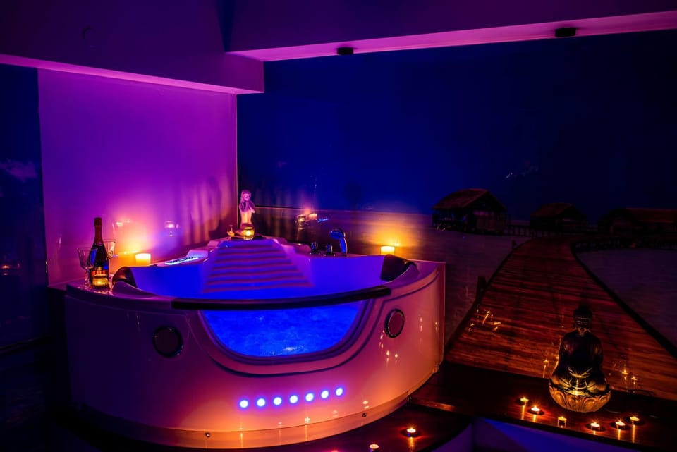 Jacuzzi Apartment Zen Apartment in Krakow