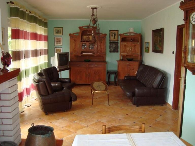 Communal lounge/ TV room, Living room