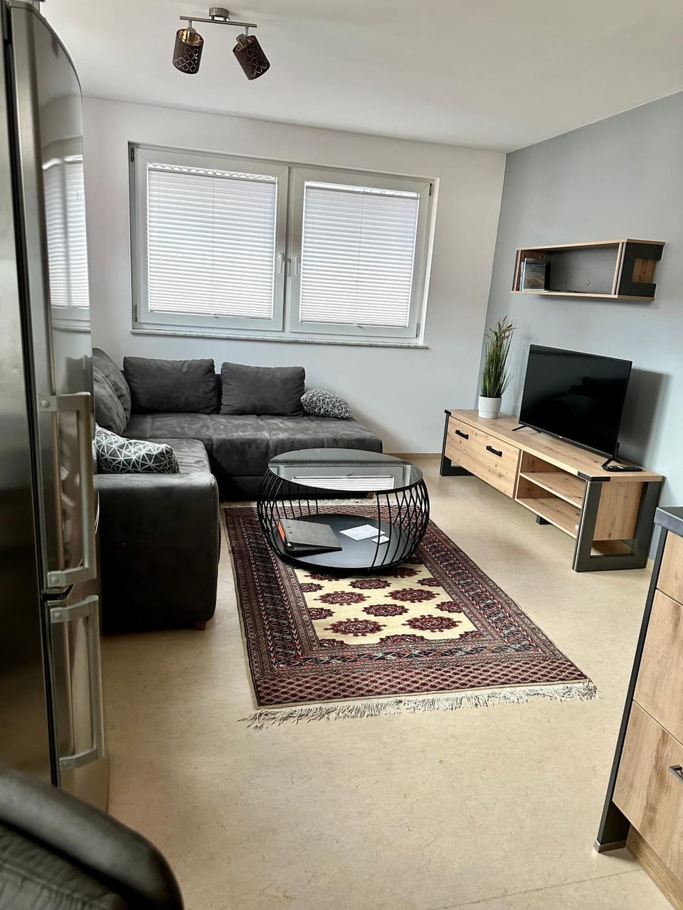 Living room, Photo of the whole room
