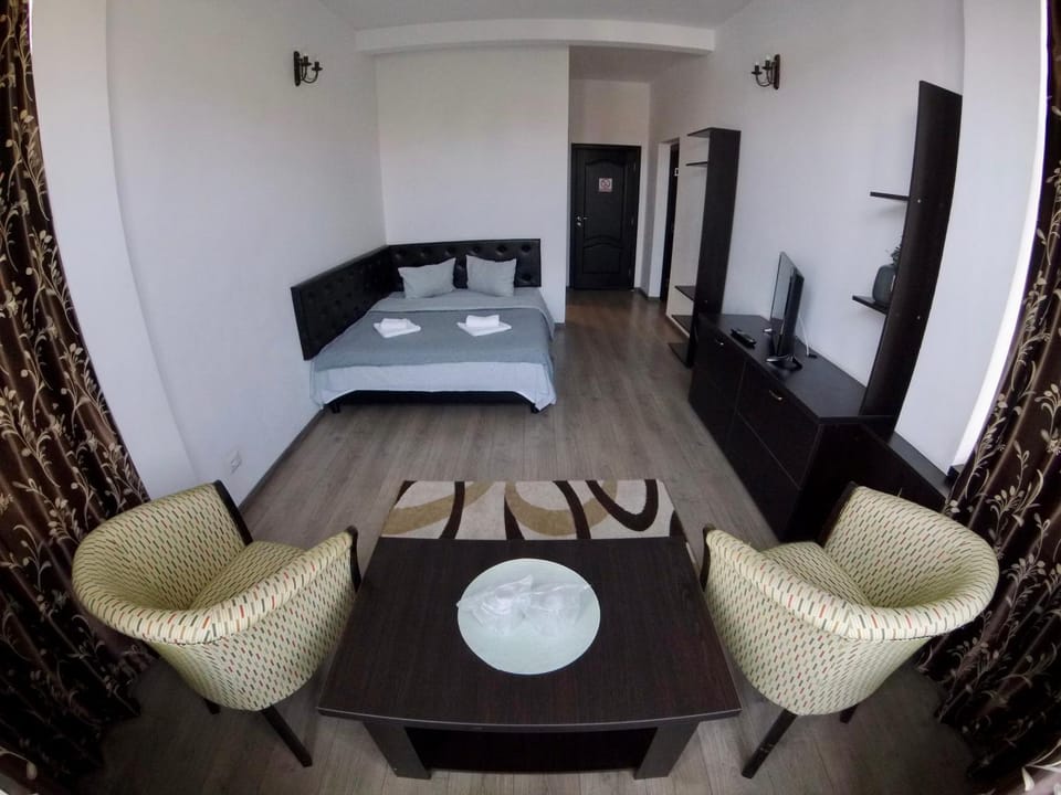 Bed, View (from property/room), Living room, Photo of the whole room, Mountain view, towels