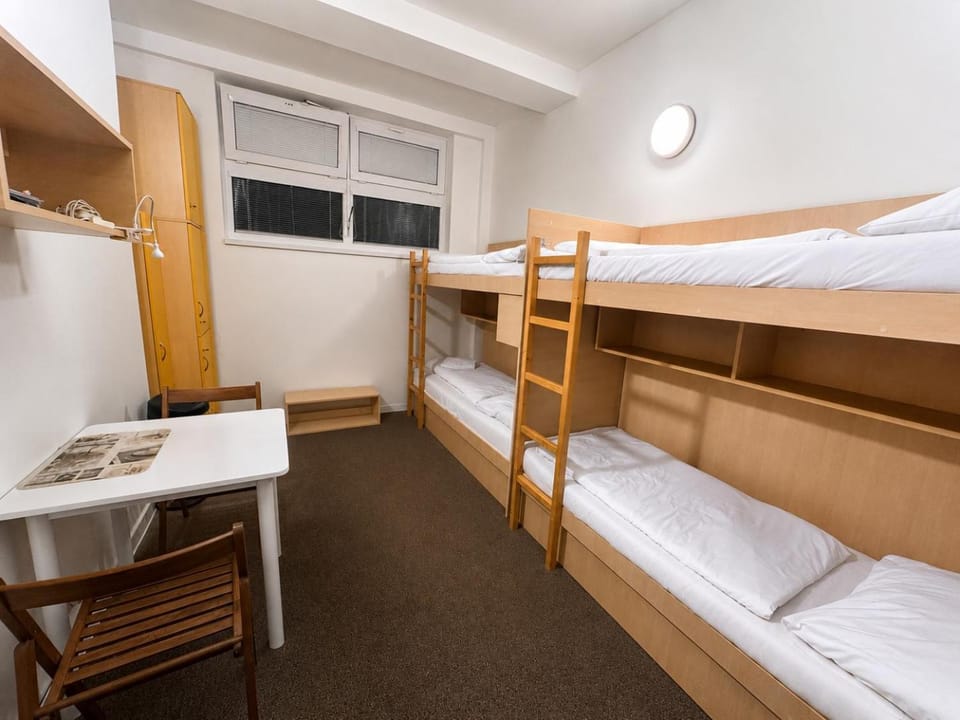 Bed, Bedroom, bunk bed, wardrobe
