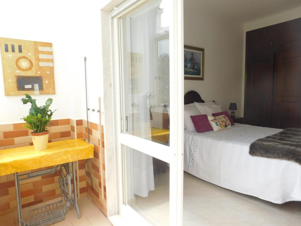 Bed, Balcony/Terrace