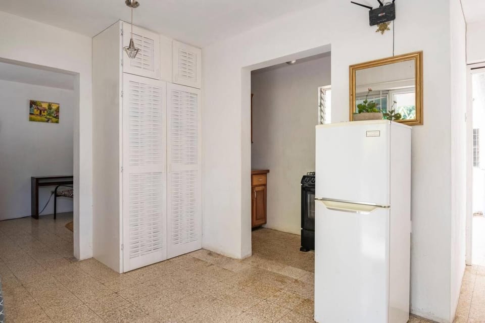 Ginger Mango Garden Cottage - Beach-5min Drive, 1 hr Montego Bay, 25 mins Ocho Rios Apartment in Runaway Bay
