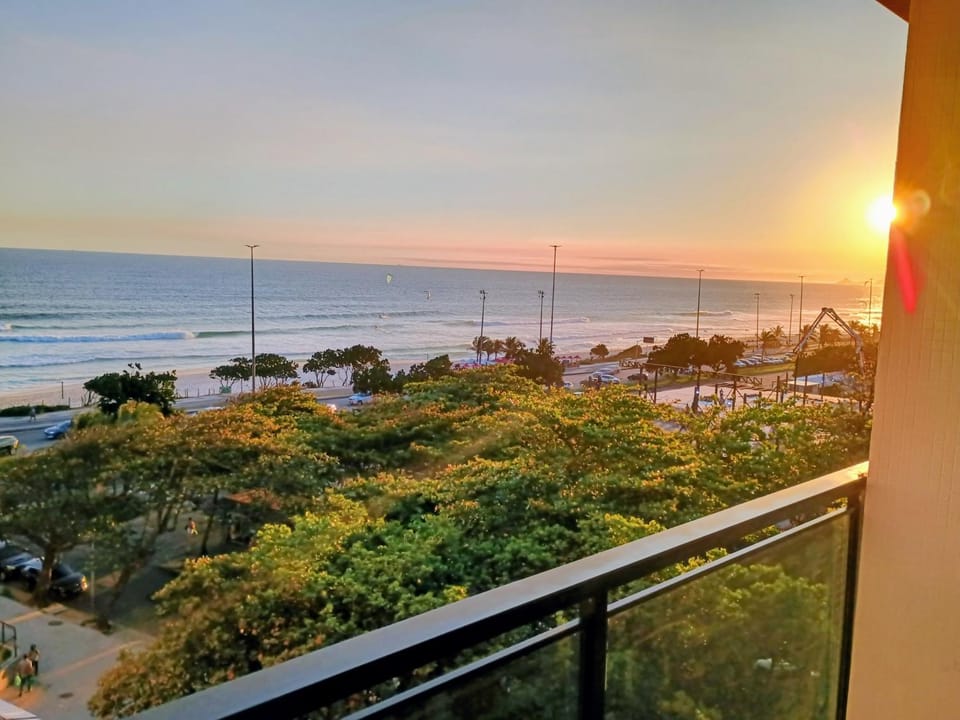 Nearby landmark, Natural landscape, View (from property/room), Balcony/Terrace, Beach, Windsurfing, Sea view, Sunset