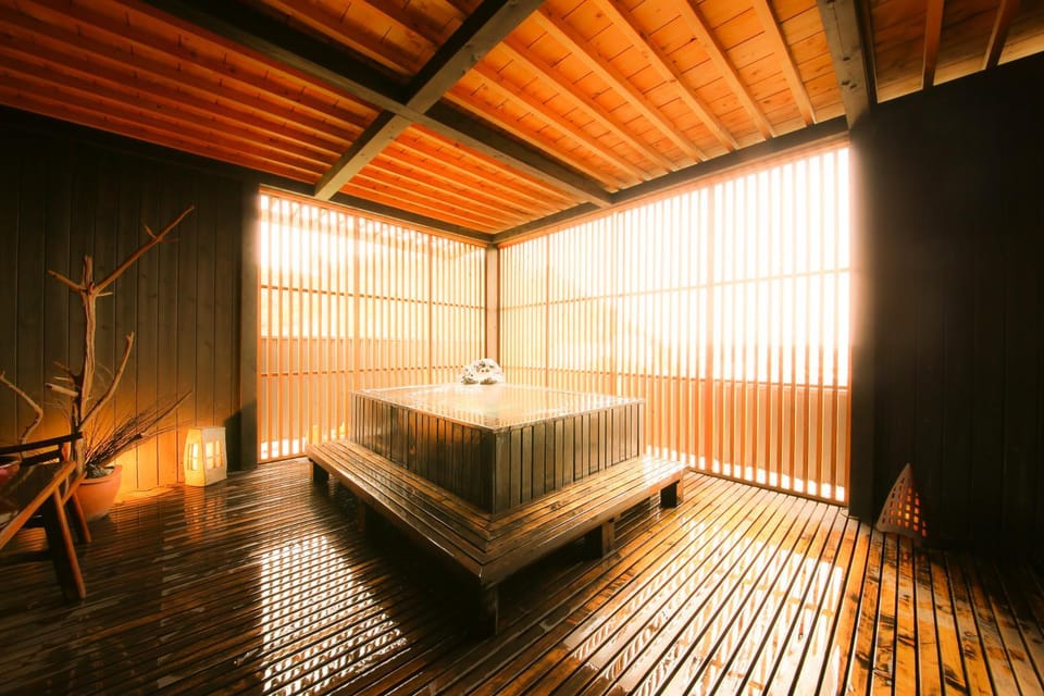 Open Air Bath, Public Bath
