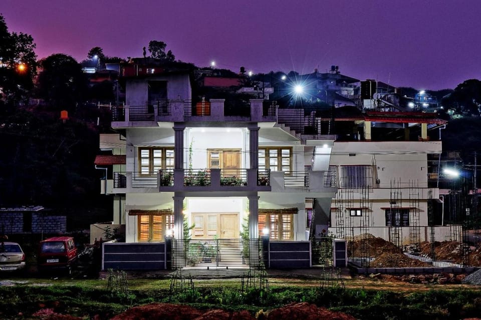 Coorg Rahul Villa- 3 Deluxe Bedrooms Vacation rental in Madikeri
