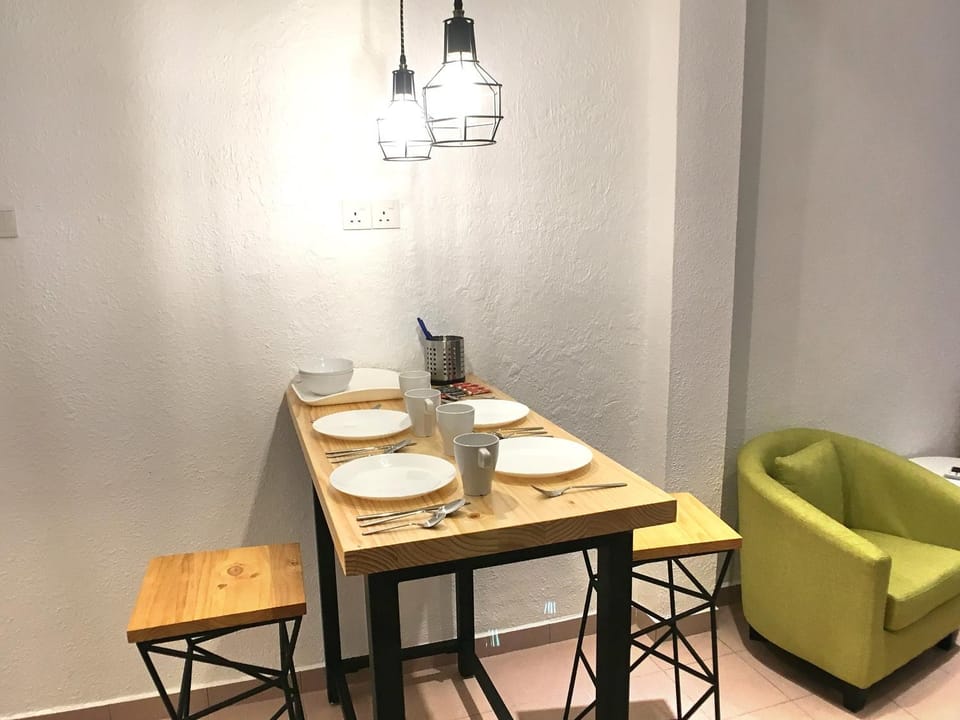 Living room, Dining area