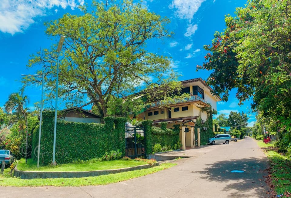 Property building, Street view