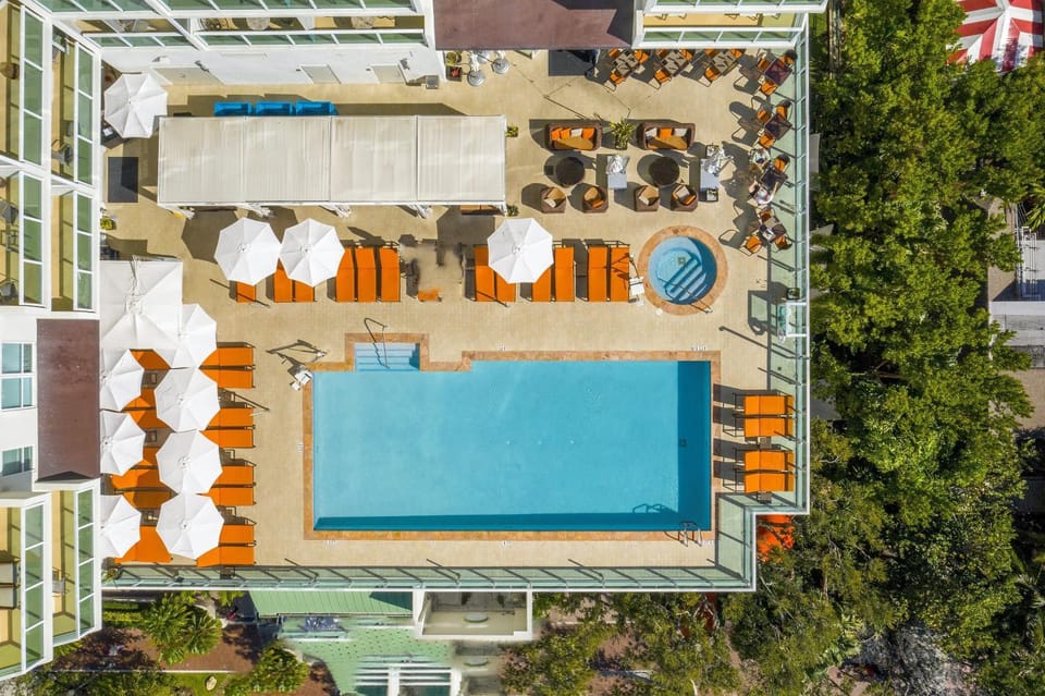 Pool view, Swimming pool