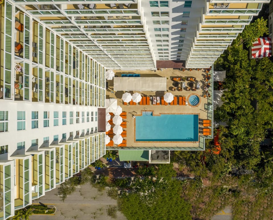 Bird's eye view, Swimming pool