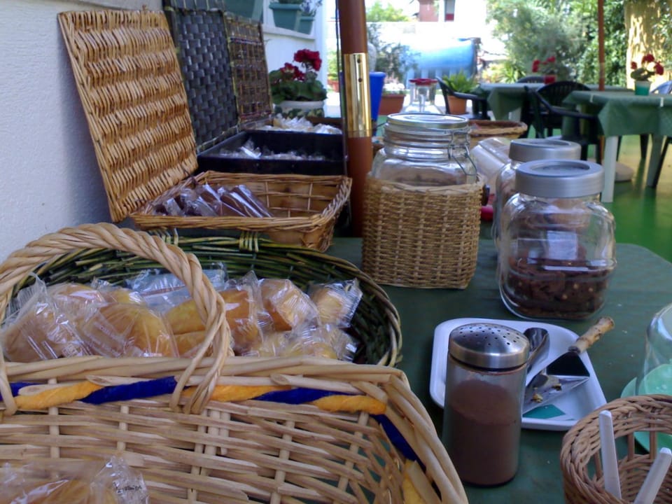 Buffet breakfast, Italian breakfast