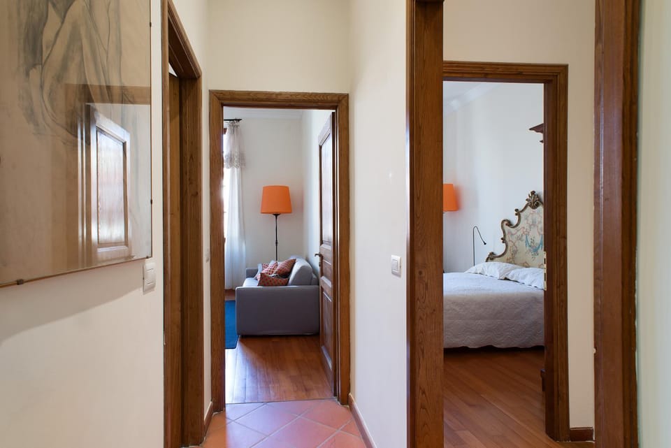 Ponte Vecchio flat with elevator Apartment in Florence