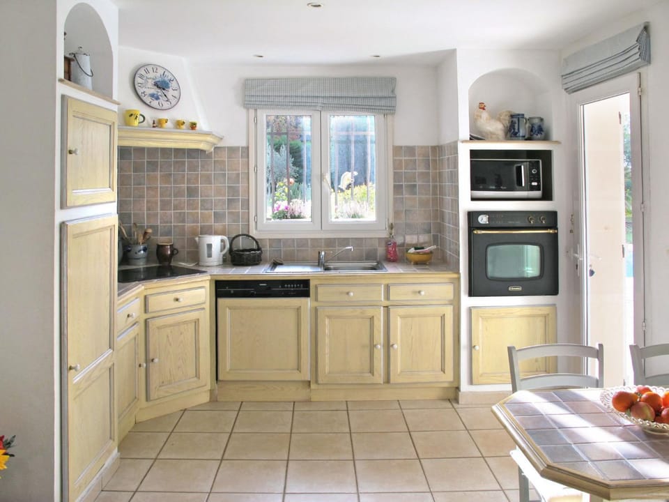 Holiday Home Les Piboules - LLI150 House in French Riviera
