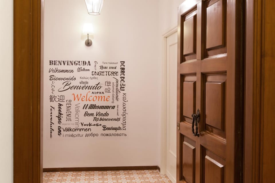 Lobby or reception, Decorative detail, Area and facilities