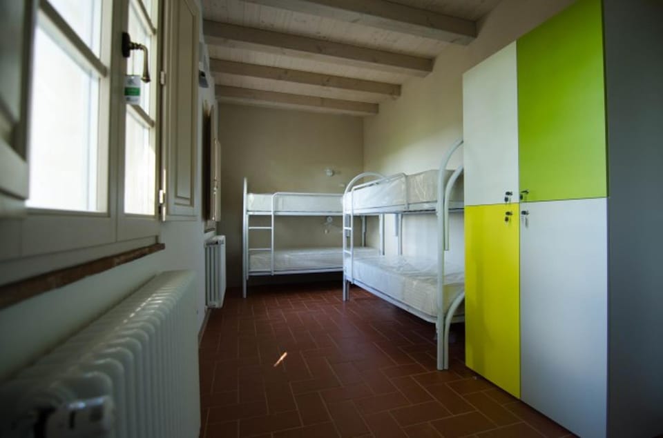 Photo of the whole room, bunk bed