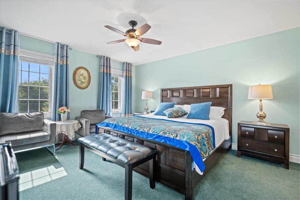 Charlottetown House Bed and Breakfast in Niagara-on-the-Lake