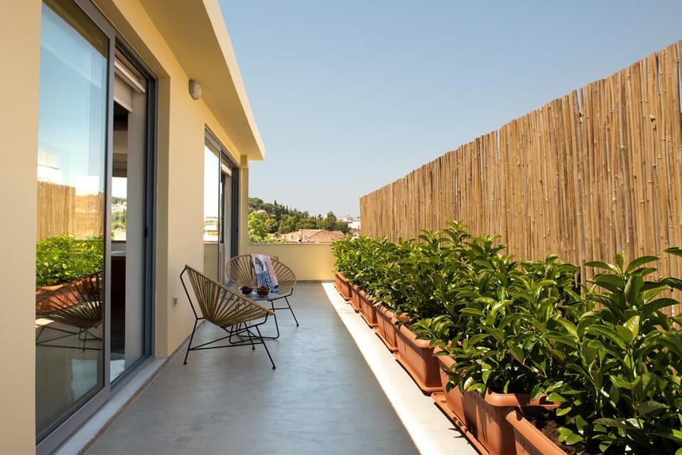 Day, Balcony/Terrace, City view, Landmark view