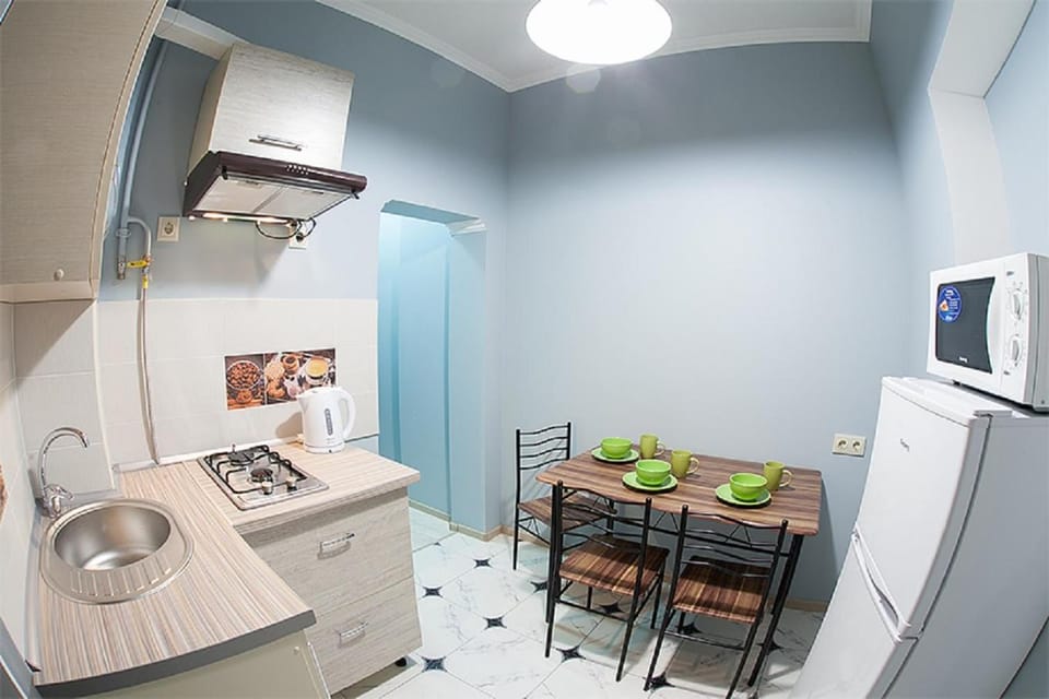 Kitchen or kitchenette