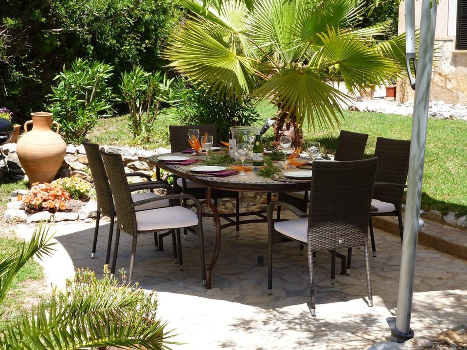 BBQ facilities, Balcony/Terrace, Seating area