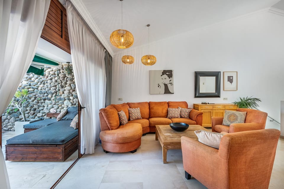 Living room, sunbed
