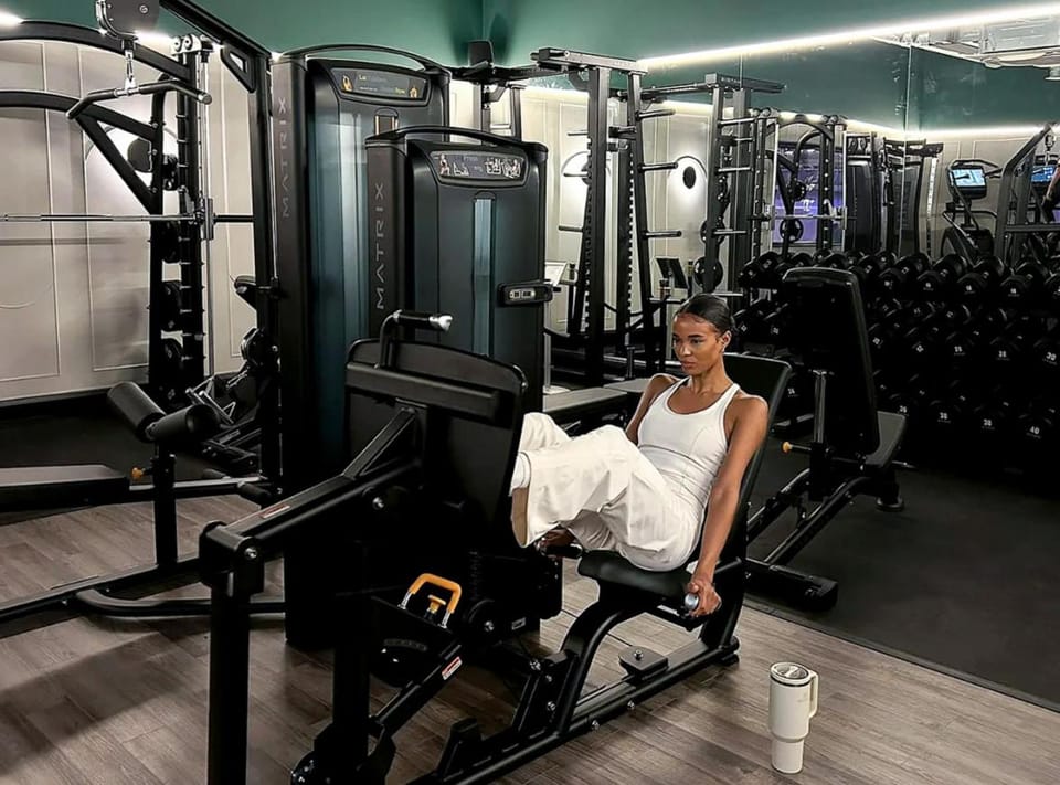 Fitness centre/facilities, Swimming pool