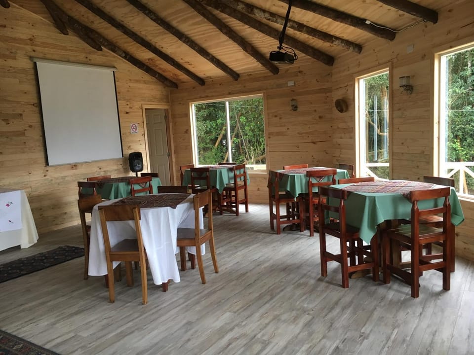 Lounge or bar, Banquet/Function facilities